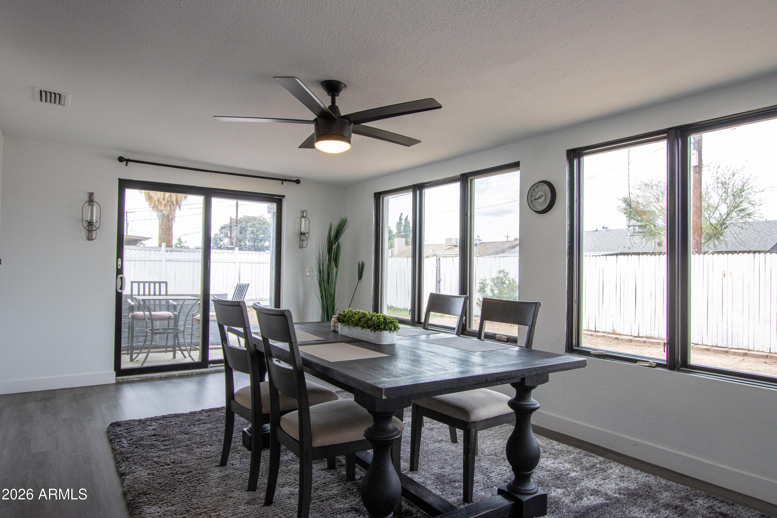 122 East Del Rio Drive Tempe, AZ 85282 - Photo 19 of 36 122 E Del Rio-12