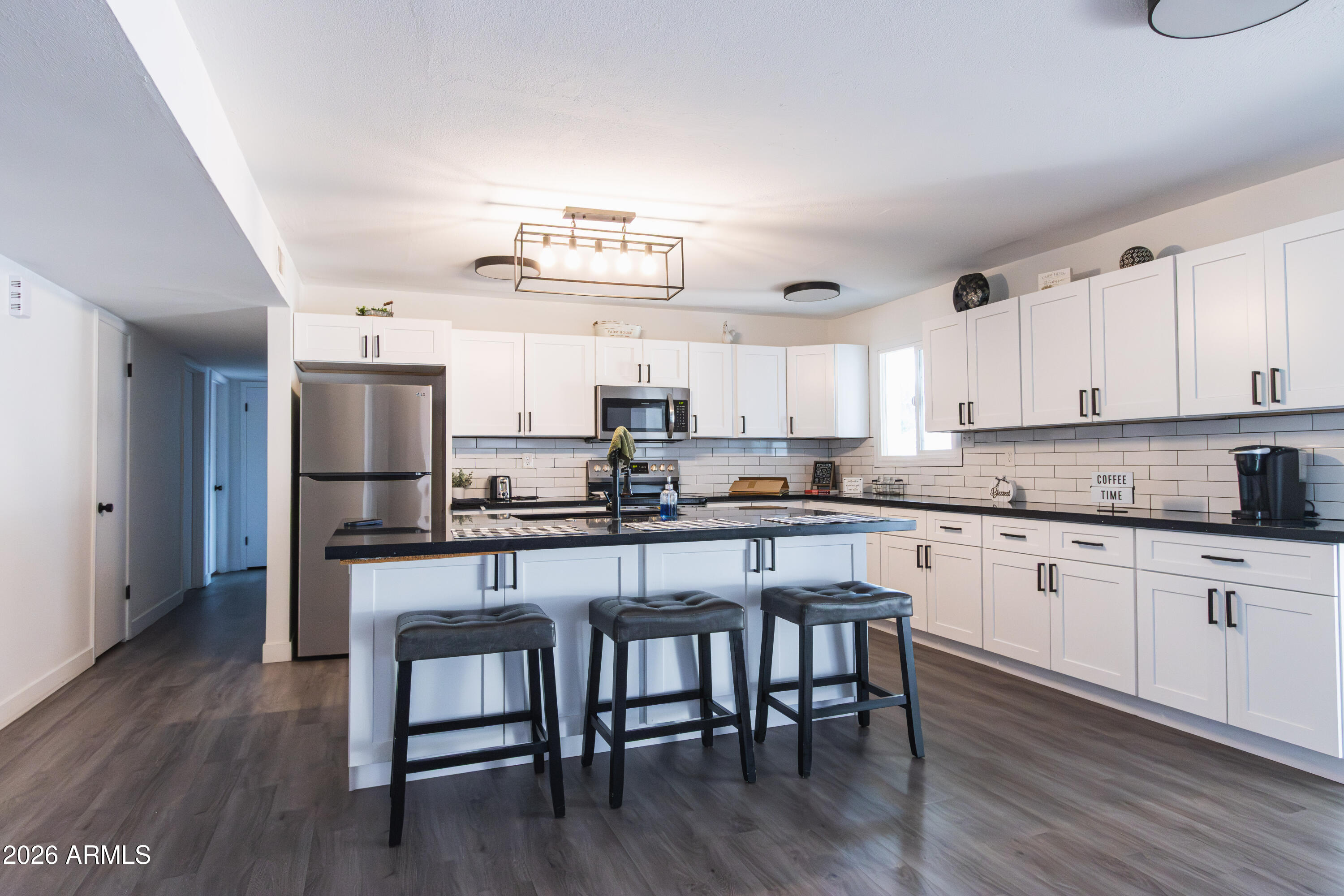 122 East Del Rio Drive Tempe, AZ 85282 - Photo 10 of 36 122 E Del Rio-32