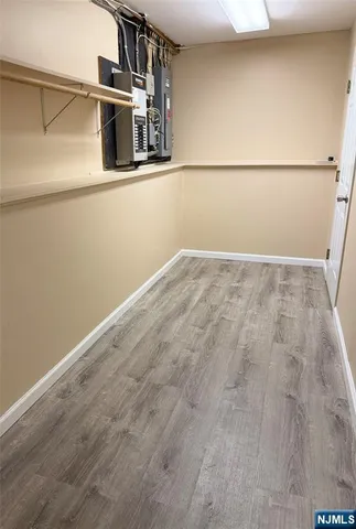 $5,700 | 38 South Virginia Court, Englewood Cliffs, NJ 07632