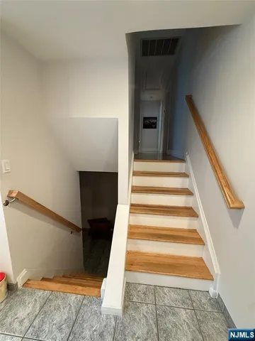 $5,700 | 38 South Virginia Court, Englewood Cliffs, NJ 07632