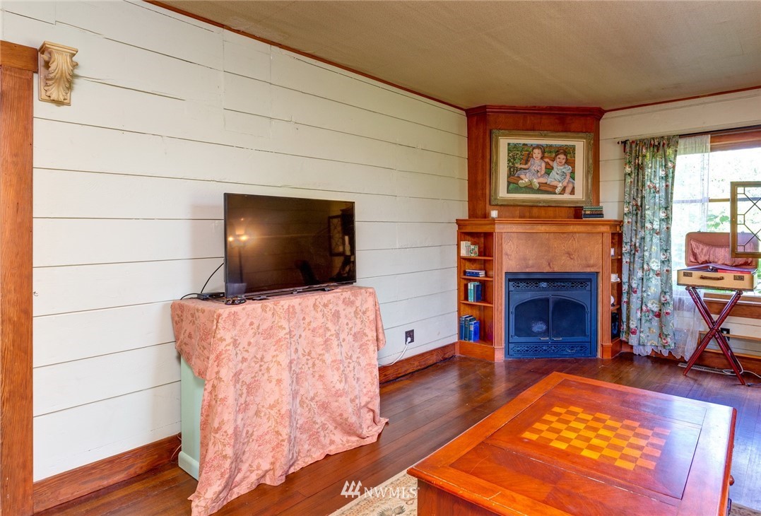 568 East Smith Road Bellingham, WA 98226 - Photo 5 of 25