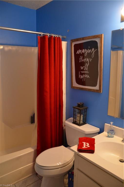 2235 Shadow Valley Road High Point, NC 27265 - Photo 14 of 18 Upstairs bath.