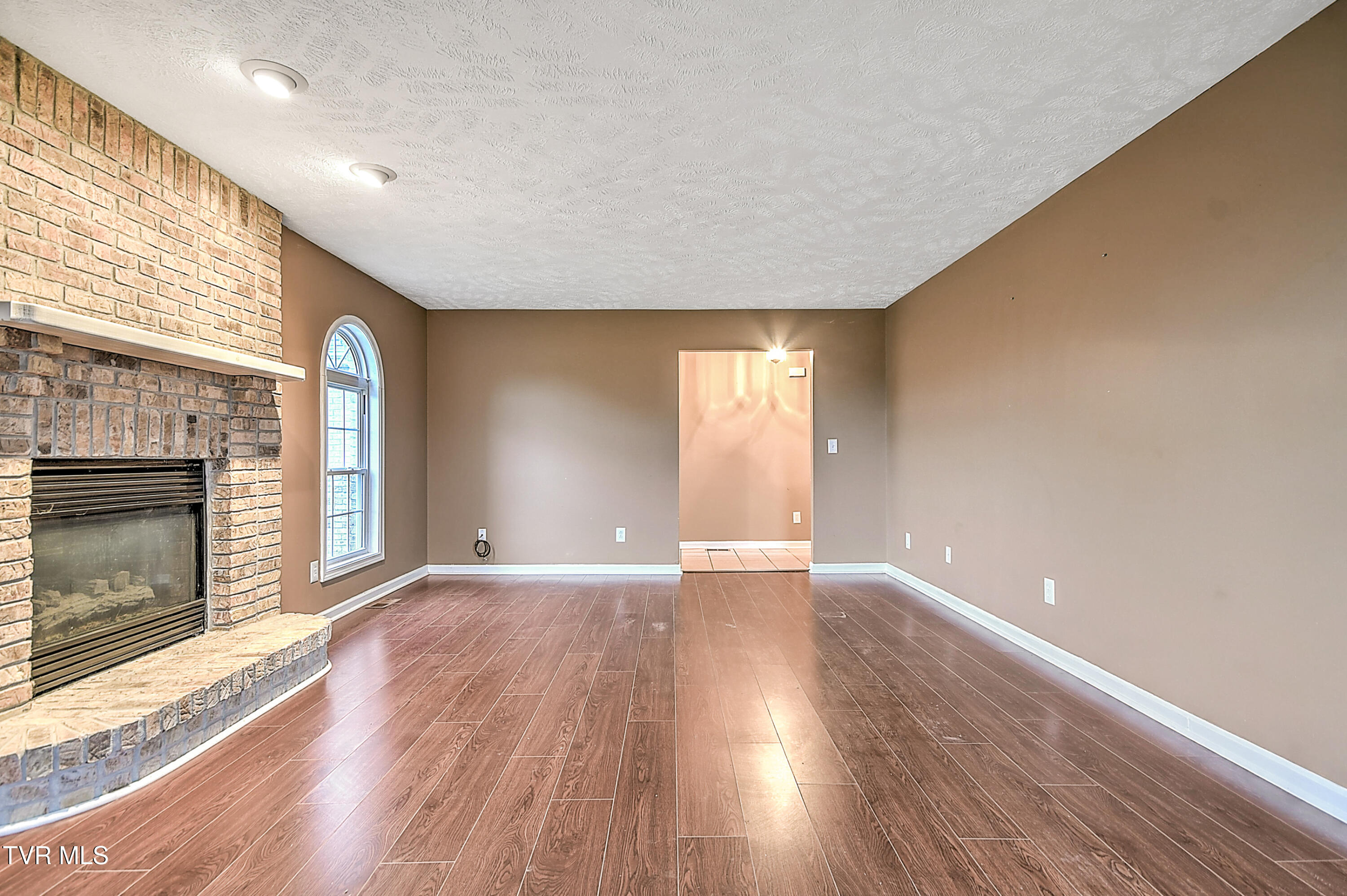 366 Reynolds Road Elizabethton, TN 37643 - Photo 11 of 49 366 Reynolds JF-13