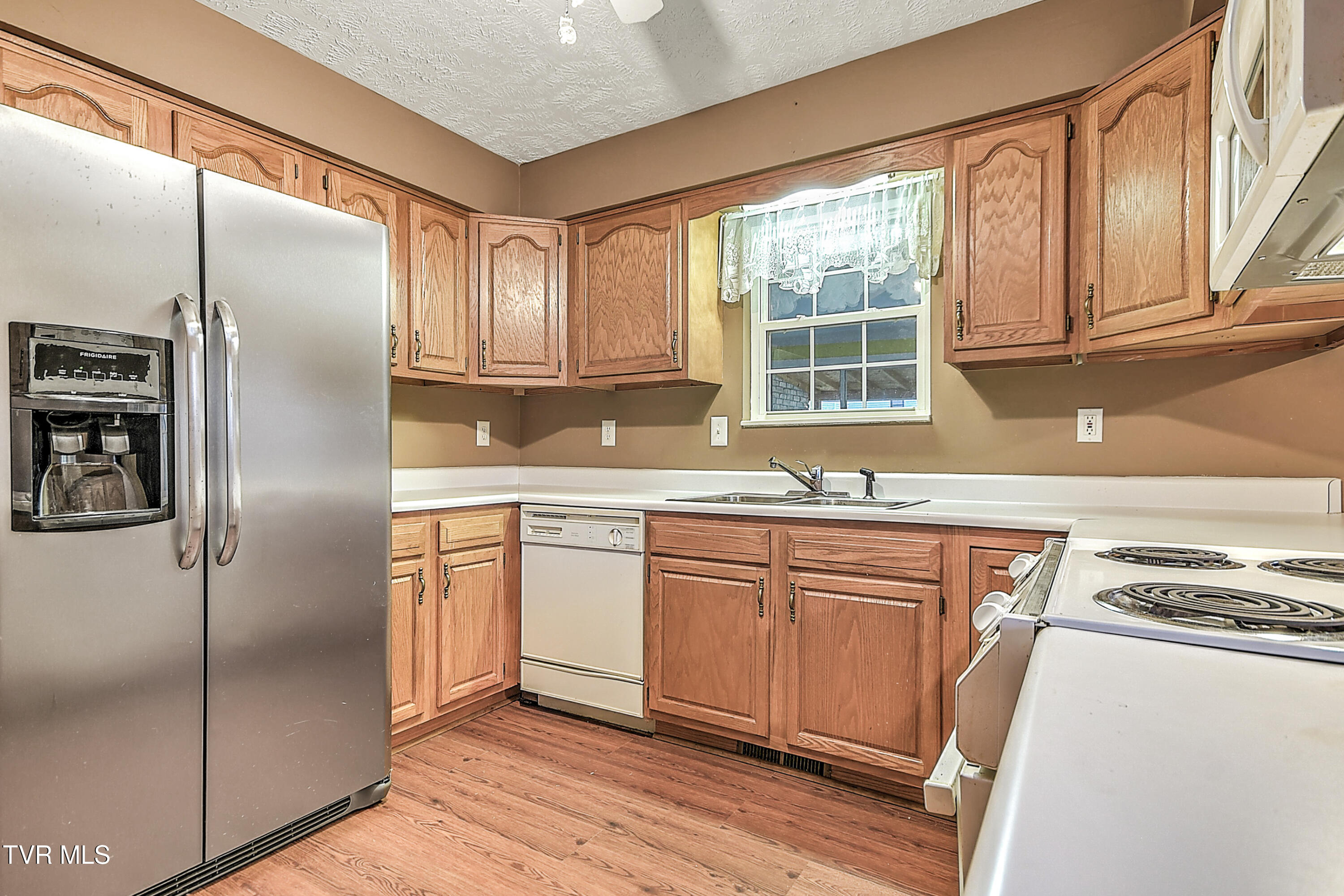 366 Reynolds Road Elizabethton, TN 37643 - Photo 16 of 49 366 Reynolds JF-19