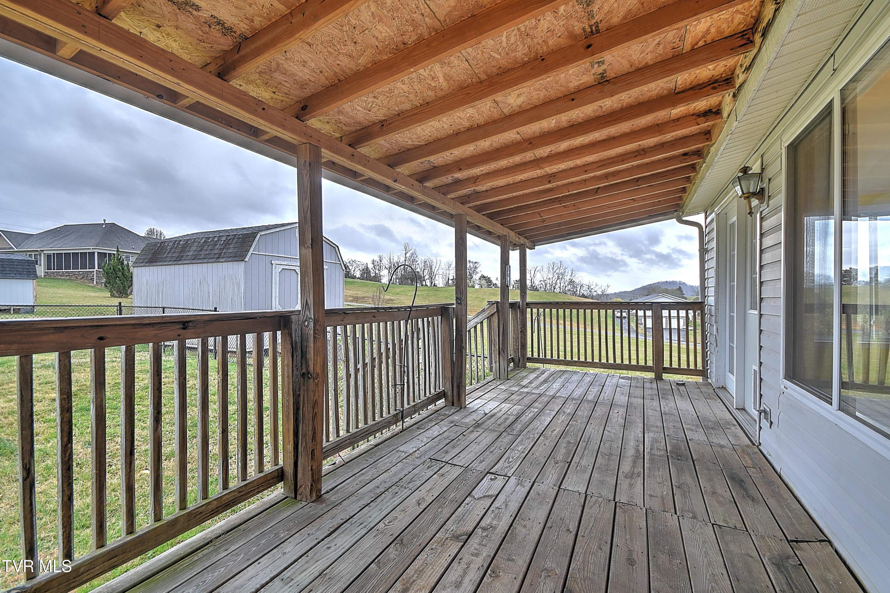 366 Reynolds Road Elizabethton, TN 37643 - Photo 42 of 49 366 Reynolds JF-47