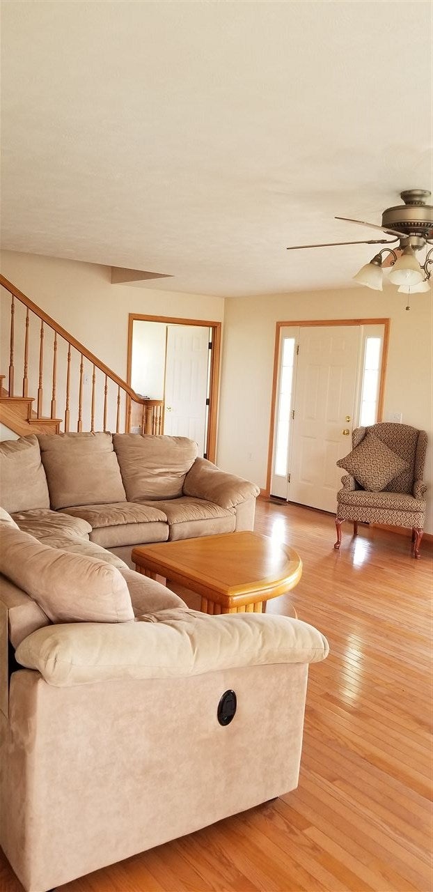 523 Wallace Road Fraziers Bottom, WV 25082 - Photo 4 of 31 Gallery Image 4