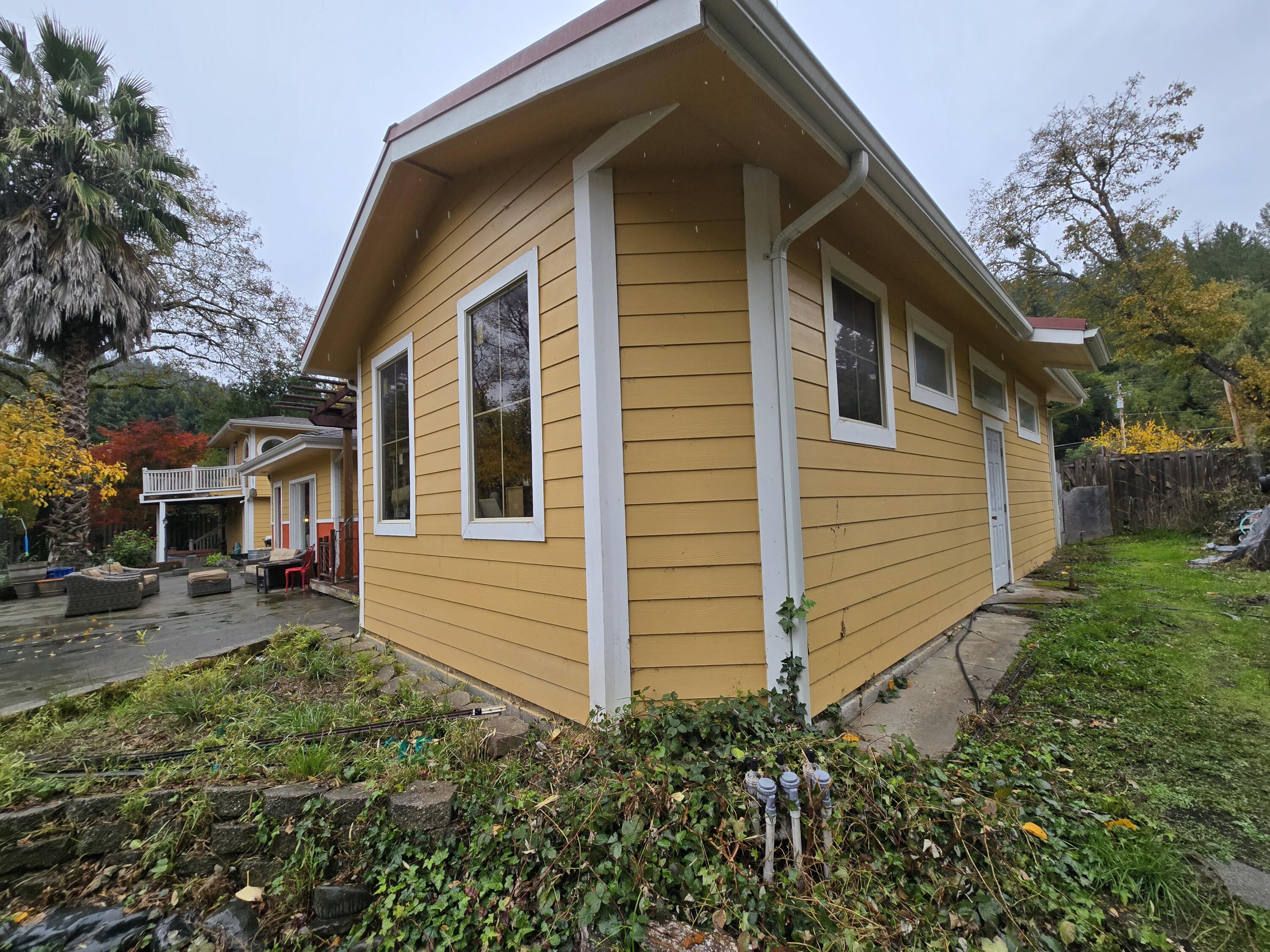 376 Riverview Road Garberville, CA 95542 - Photo 44 of 45 20241119_123235