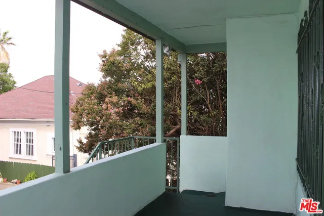 $1,995 | 1154 Irolo Street, Los Angeles, CA 90006