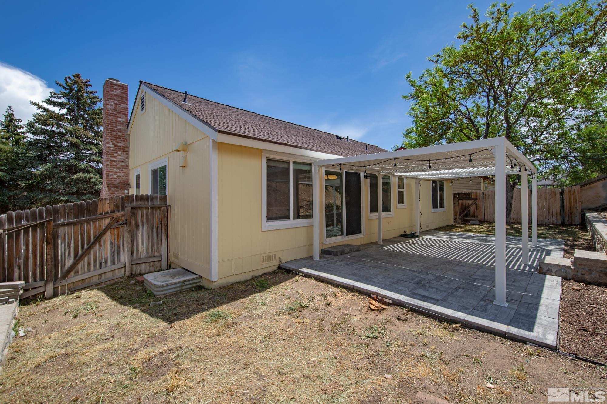 3805 Bexley Square Reno, NV 89503 - Photo 31 of 35 a view of a house with backyard