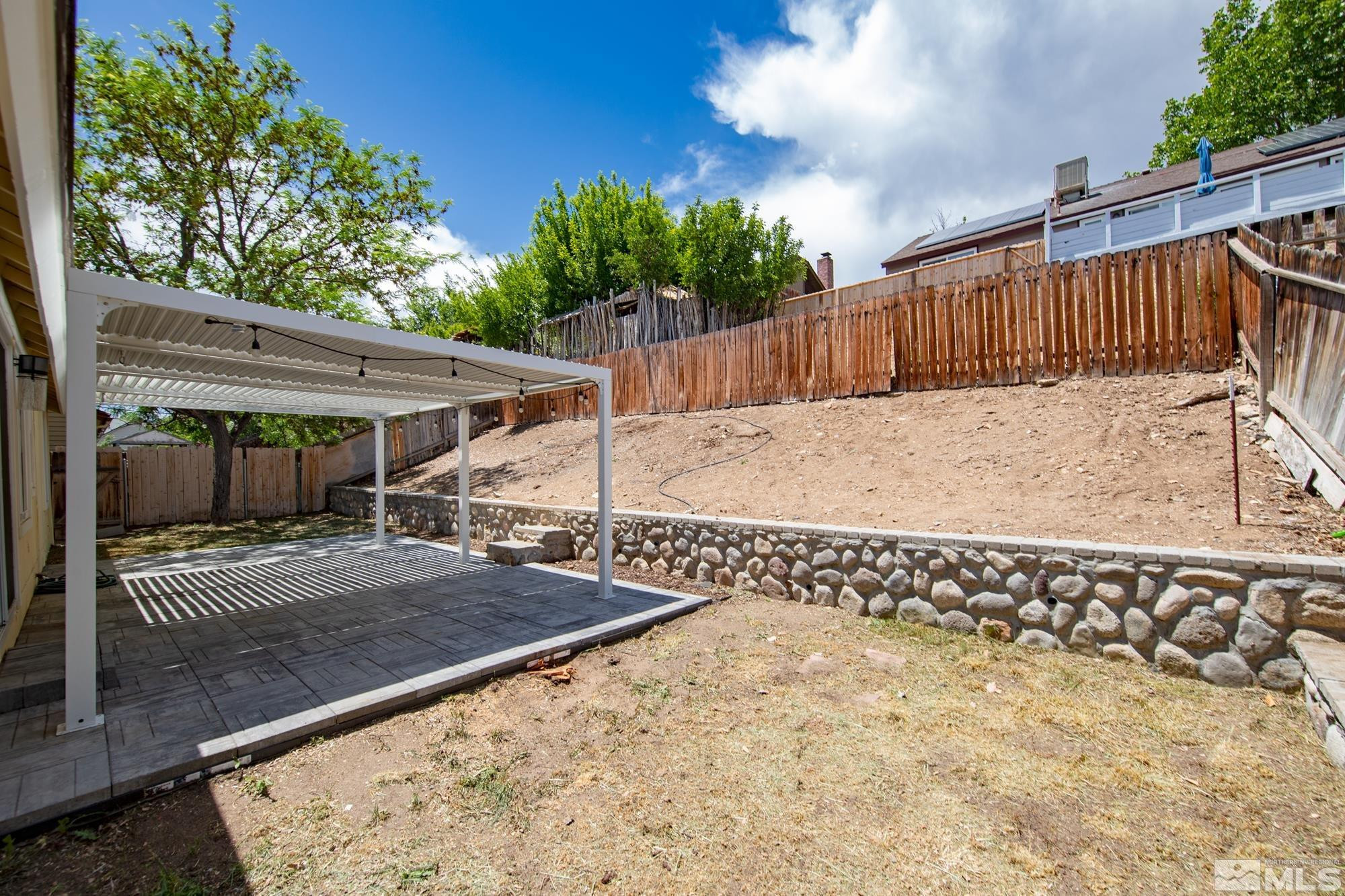 3805 Bexley Square Reno, NV 89503 - Photo 32 of 35 a view of a backyard