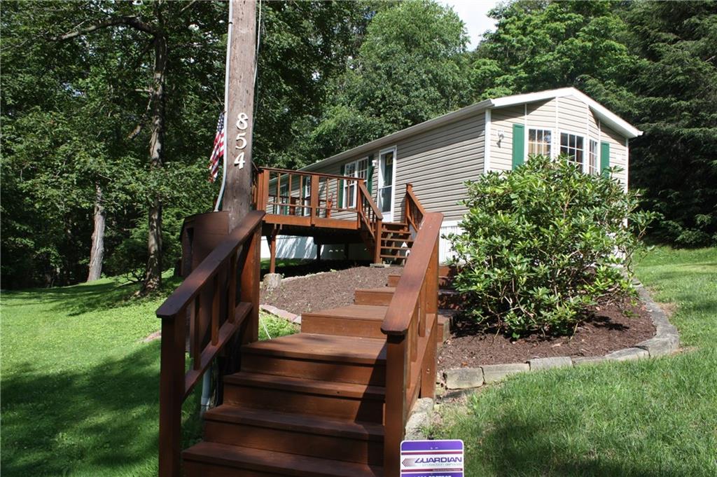 854 Valley View Road Eighty Four, PA 15330 - Photo 2 of 18