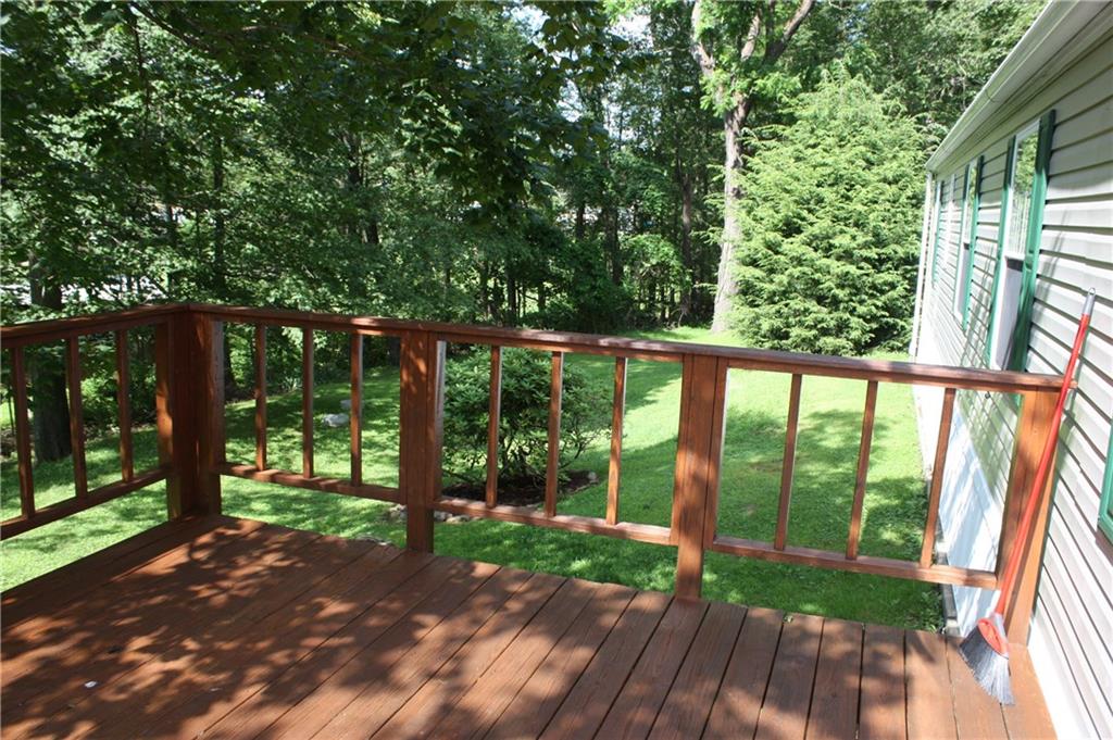 854 Valley View Road Eighty Four, PA 15330 - Photo 4 of 18