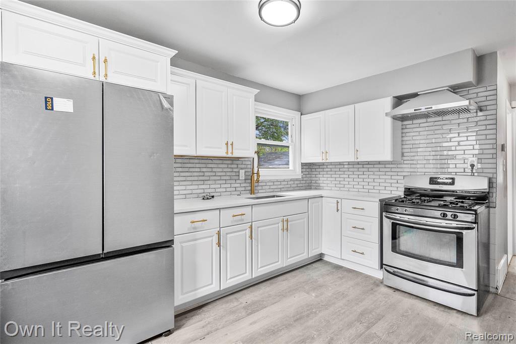 26010 Yale Street Inkster, MI 48141 - Photo 9 of 22