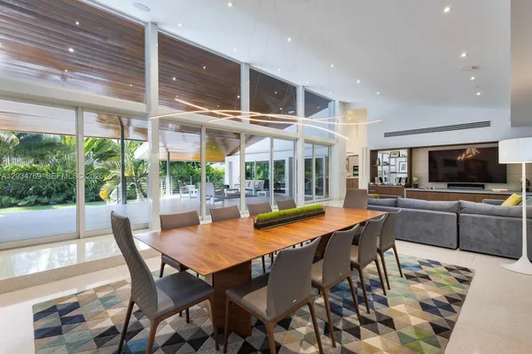 $24,000 | 5780 Las Palmas Drive, Coral Gables, FL 33156