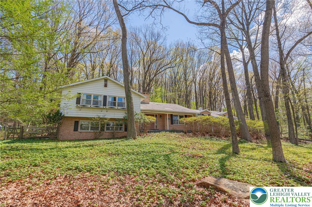 270 Bierys Bridge Road Bethlehem, PA 18017 - Photo 1 of 87