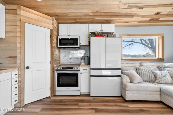 $699,000 | 8225 Red Hill Road, Pall Mall, TN 38577