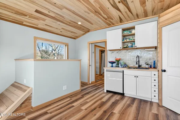 $699,000 | 8225 Red Hill Road, Pall Mall, TN 38577