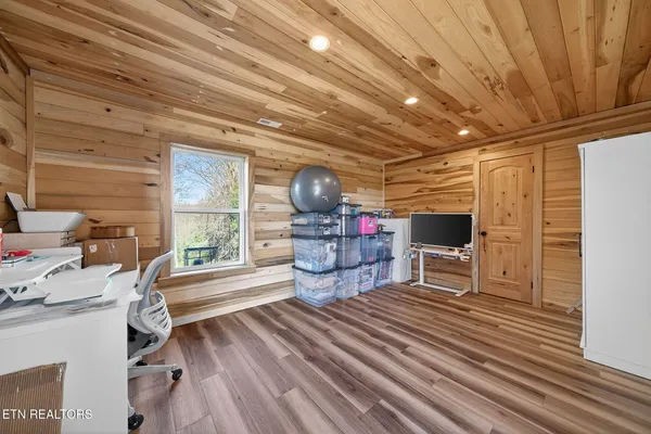 $699,000 | 8225 Red Hill Road, Pall Mall, TN 38577