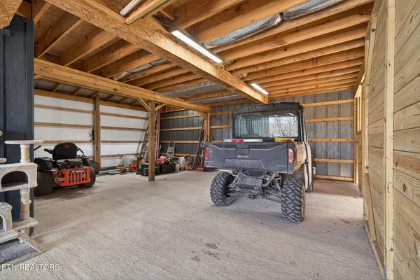 $699,000 | 8225 Red Hill Road, Pall Mall, TN 38577