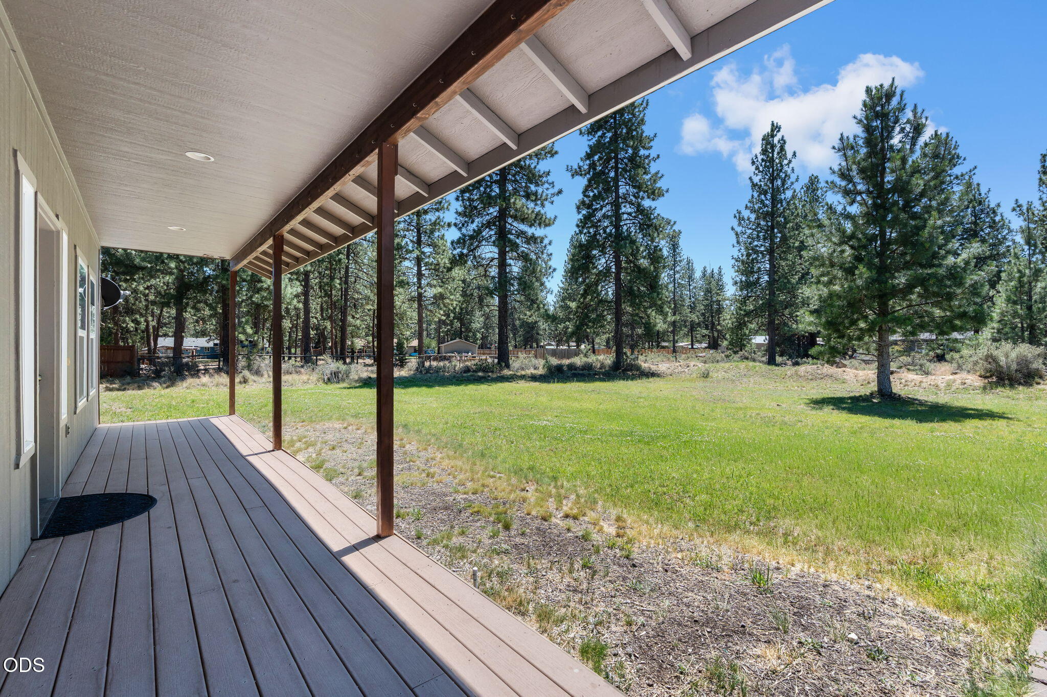 60180 Pawnee Road Bend, OR 97702 - Photo 4 of 53