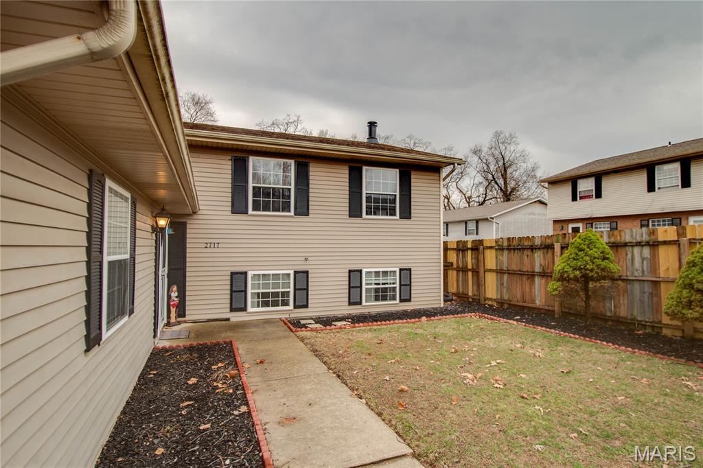 2717 Judson Avenue Alton, IL 62002 - Photo 4 of 54