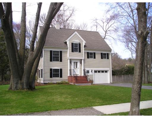 3 Saxon Road Worcester, MA 01602 - Photo 1 of 10 Gallery Image 1