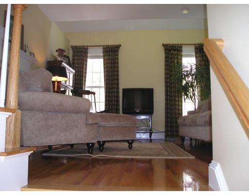 3 Saxon Road Worcester, MA 01602 - Photo 4 of 10 Gallery Image 4