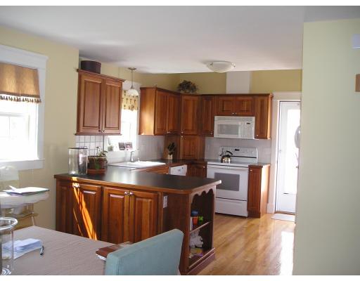 3 Saxon Road Worcester, MA 01602 - Photo 6 of 10 Gallery Image 6