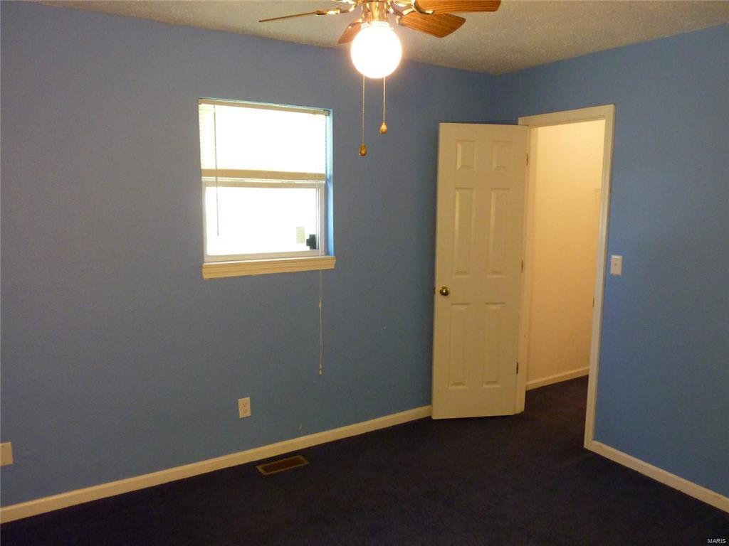 Kasey Lane Waterloo, IL 62298 - Photo 14 of 21 Gallery Image 14