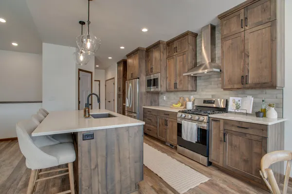 $699,900 | 4752 38th Avenue North, Fargo, ND 58102