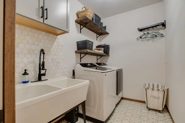 $699,900 | 4752 38th Avenue North, Fargo, ND 58102