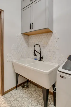 $699,900 | 4752 38th Avenue North, Fargo, ND 58102