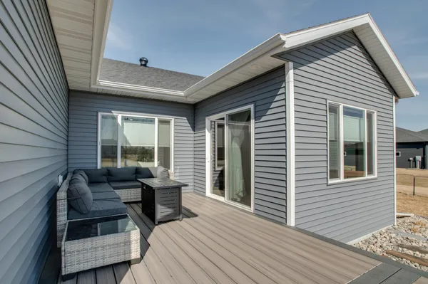 $699,900 | 4752 38th Avenue North, Fargo, ND 58102