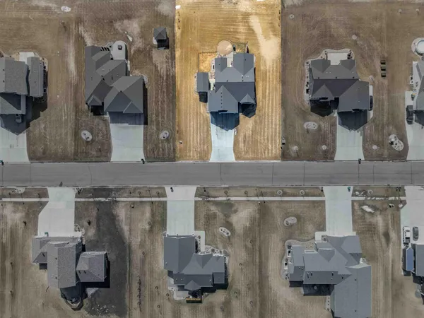 $699,900 | 4752 38th Avenue North, Fargo, ND 58102