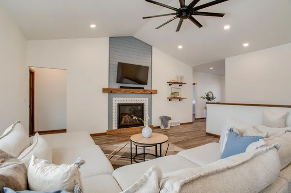 $699,900 | 4752 38th Avenue North, Fargo, ND 58102