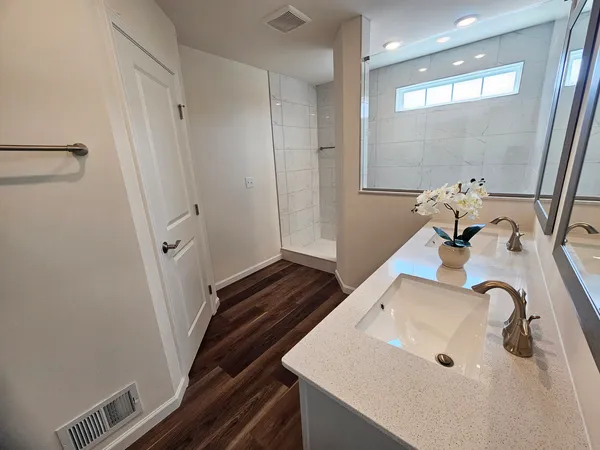 $3,975 | 6303 Sandbelt Drive, Lisle, IL 60517