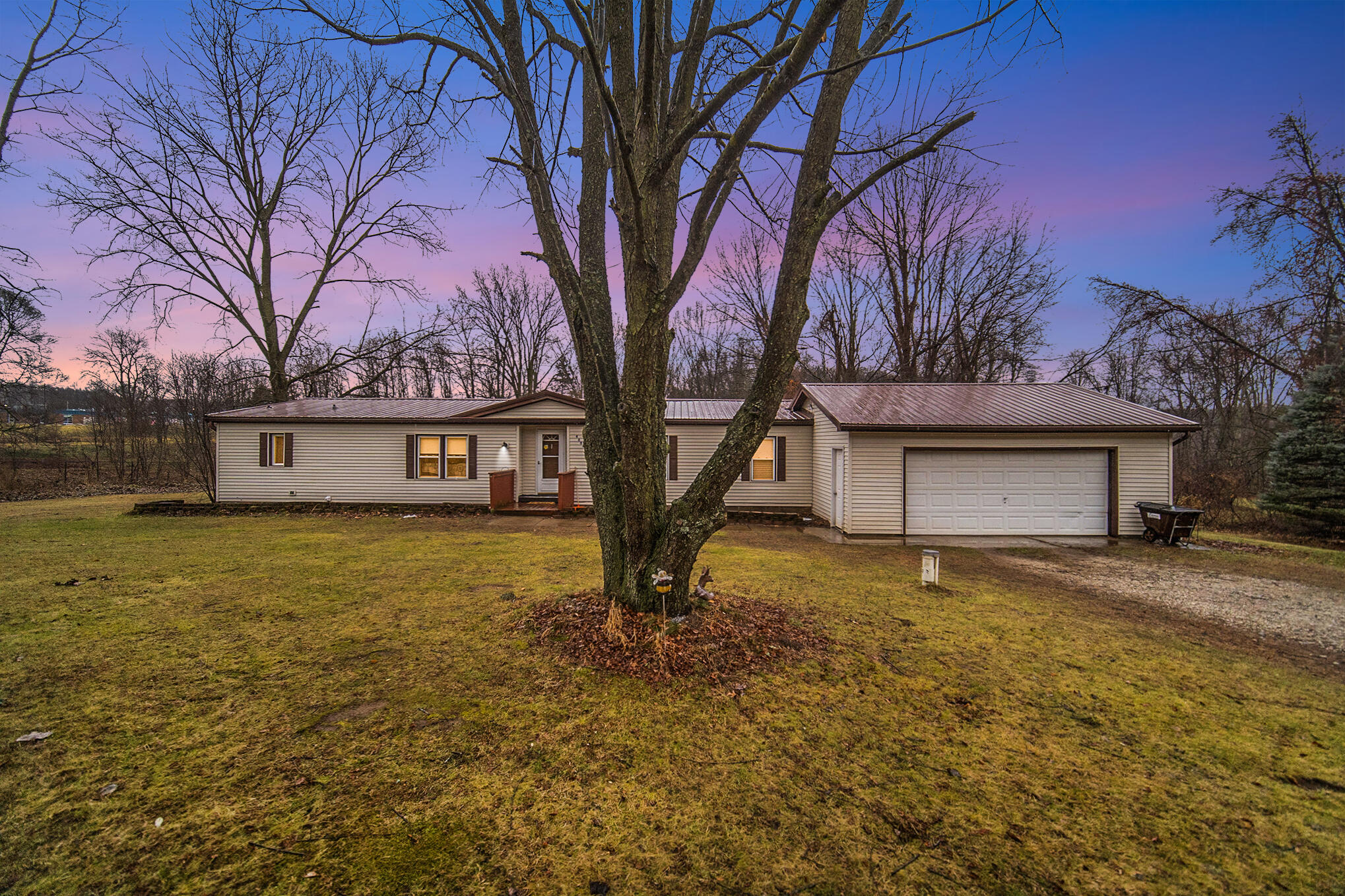 4604 Walz Road Jackson, MI 49201 - Photo 2 of 24 2
