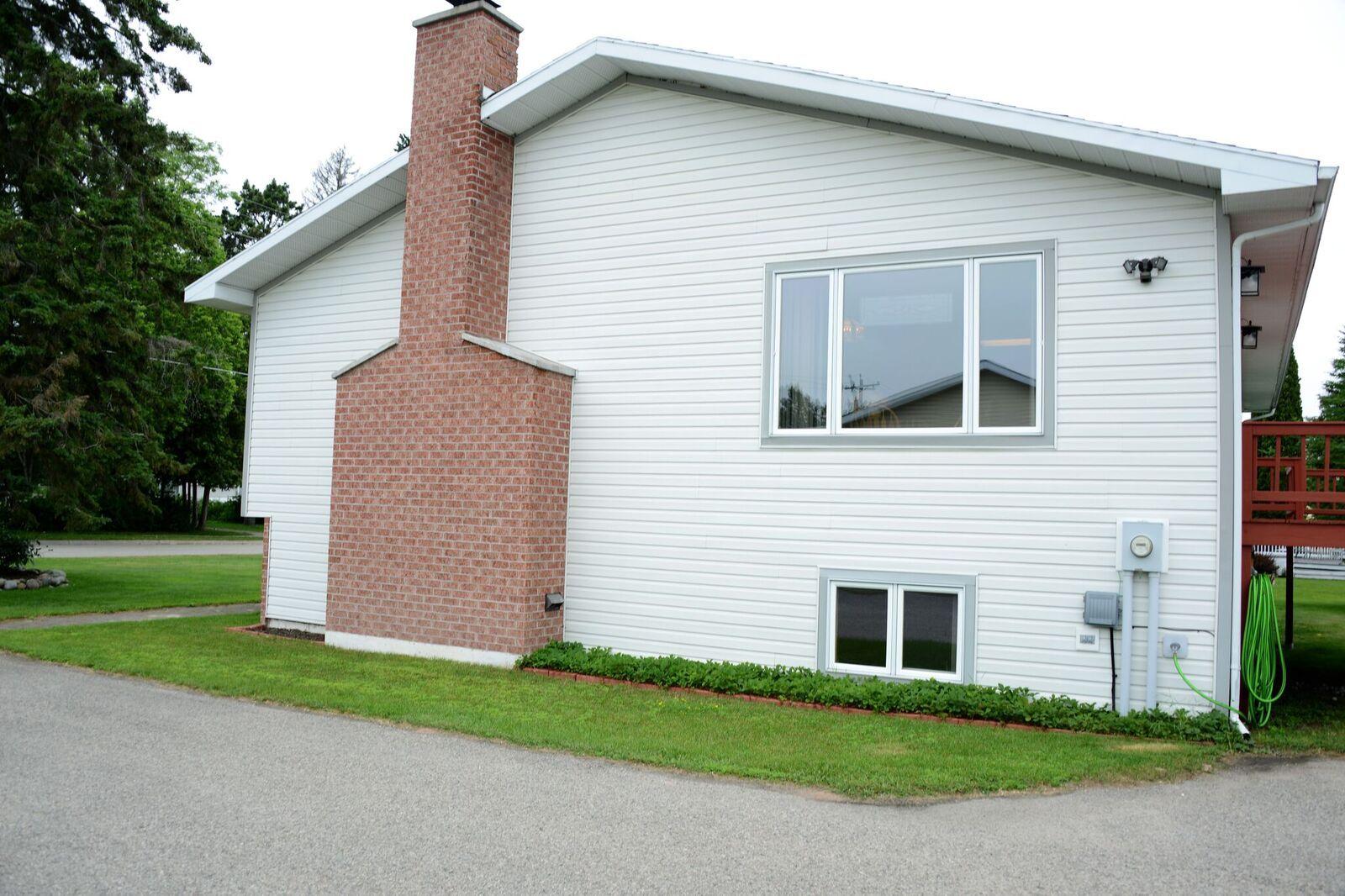 303 Mission Road Sault Ste. Marie, MI 49783 - Photo 72 of 97 Gallery Image 72