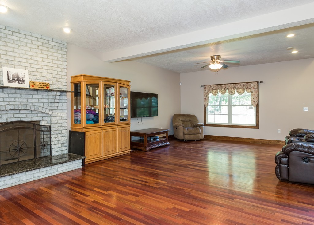 965 Piper Road West Springfield, MA 01089 - Photo 10 of 30 a living room with furniture or fireplace and a wooden floor