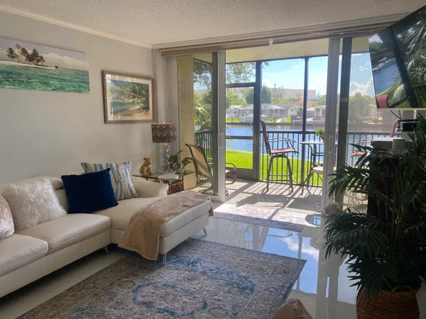 $5,500 | 14 Royal Palm Way, Unit 106, Boca Raton, FL 33432