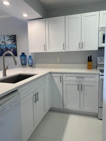 $5,500 | 14 Royal Palm Way, Unit 106, Boca Raton, FL 33432