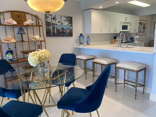 $5,500 | 14 Royal Palm Way, Unit 106, Boca Raton, FL 33432