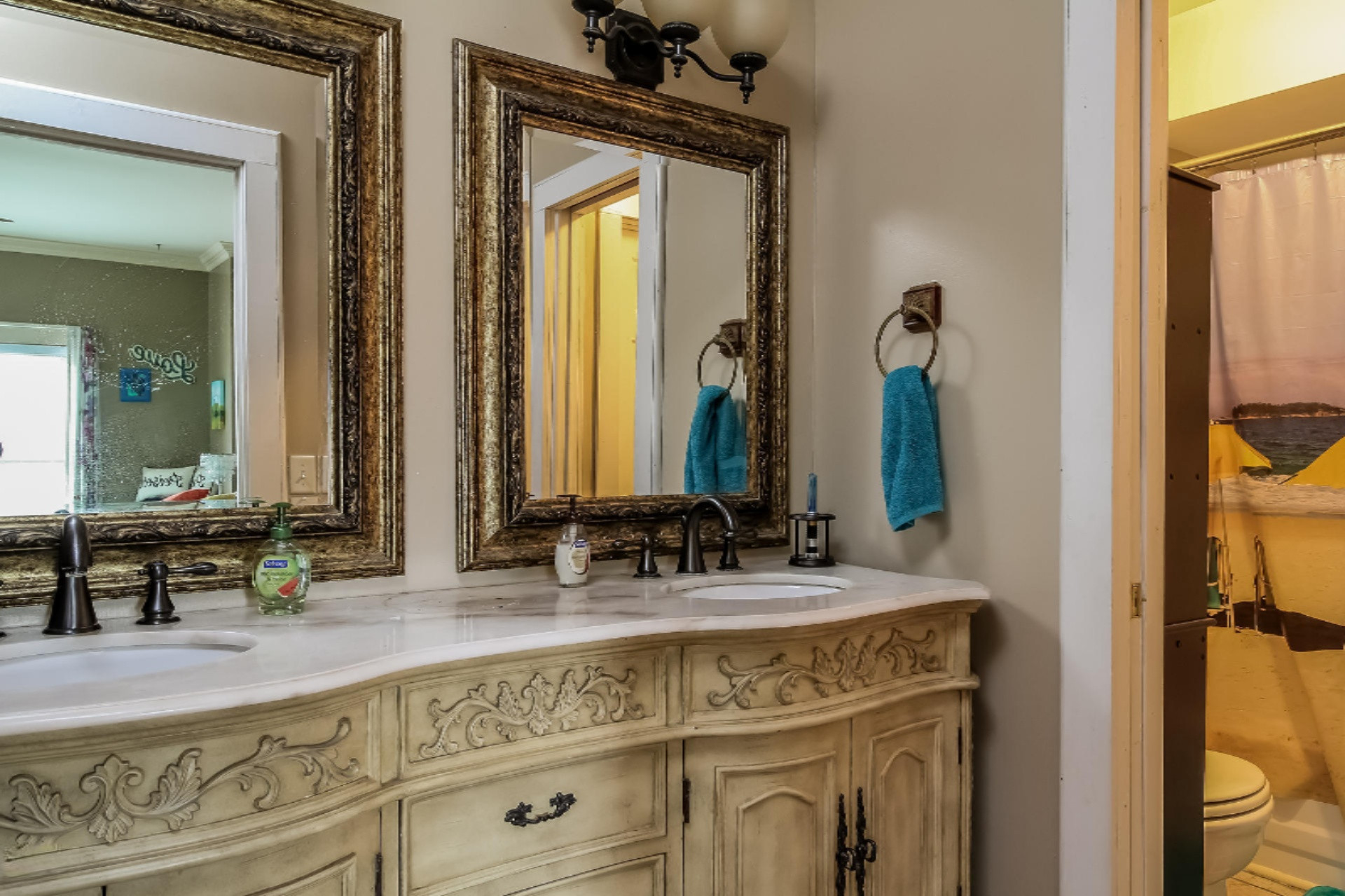 202 Prospect Street Spring Lake, MI 49456 - Photo 31 of 58 031-Master_Bathroom-1810486-medium