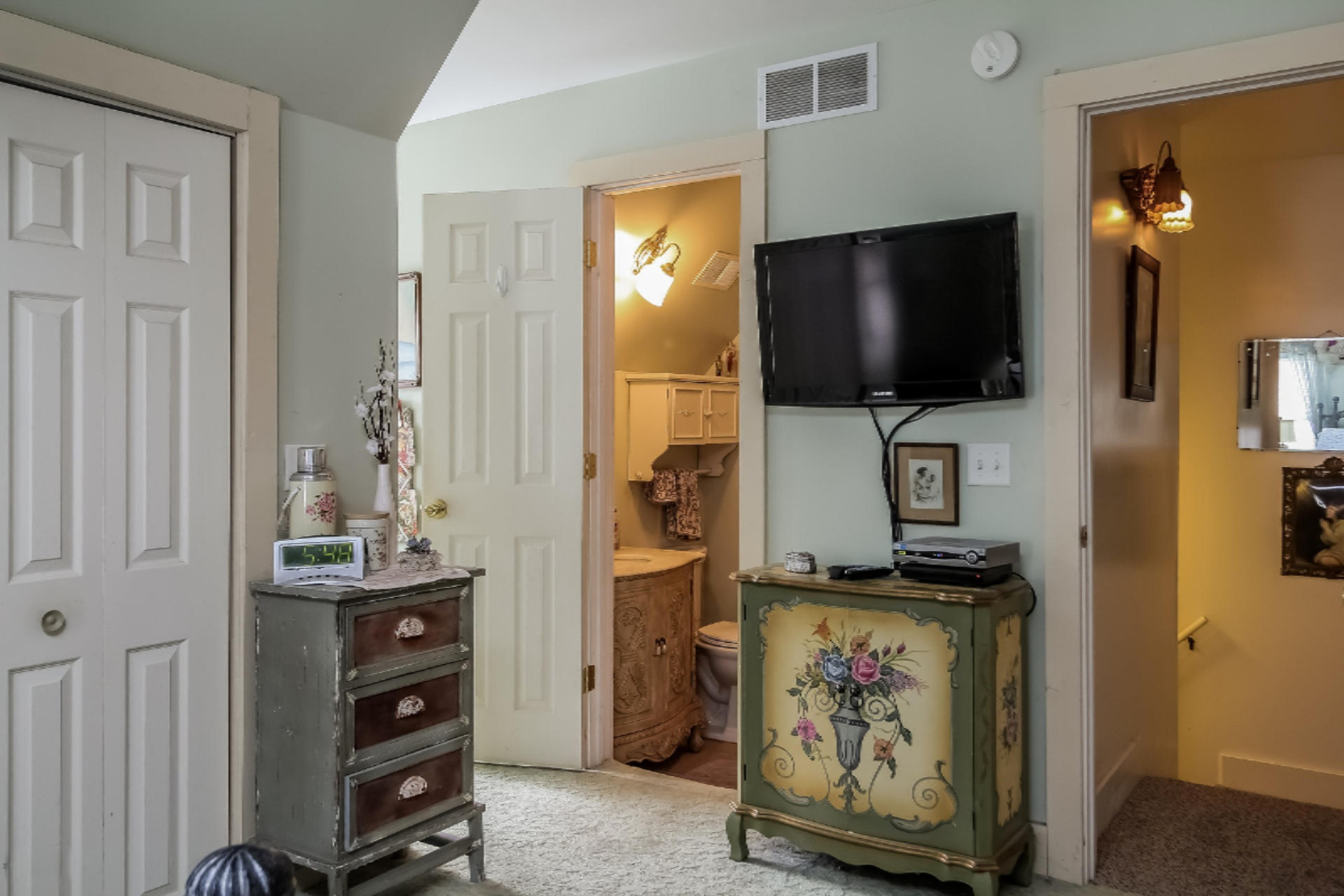 202 Prospect Street Spring Lake, MI 49456 - Photo 37 of 58 038-In-Law_Suite-1810491-medium