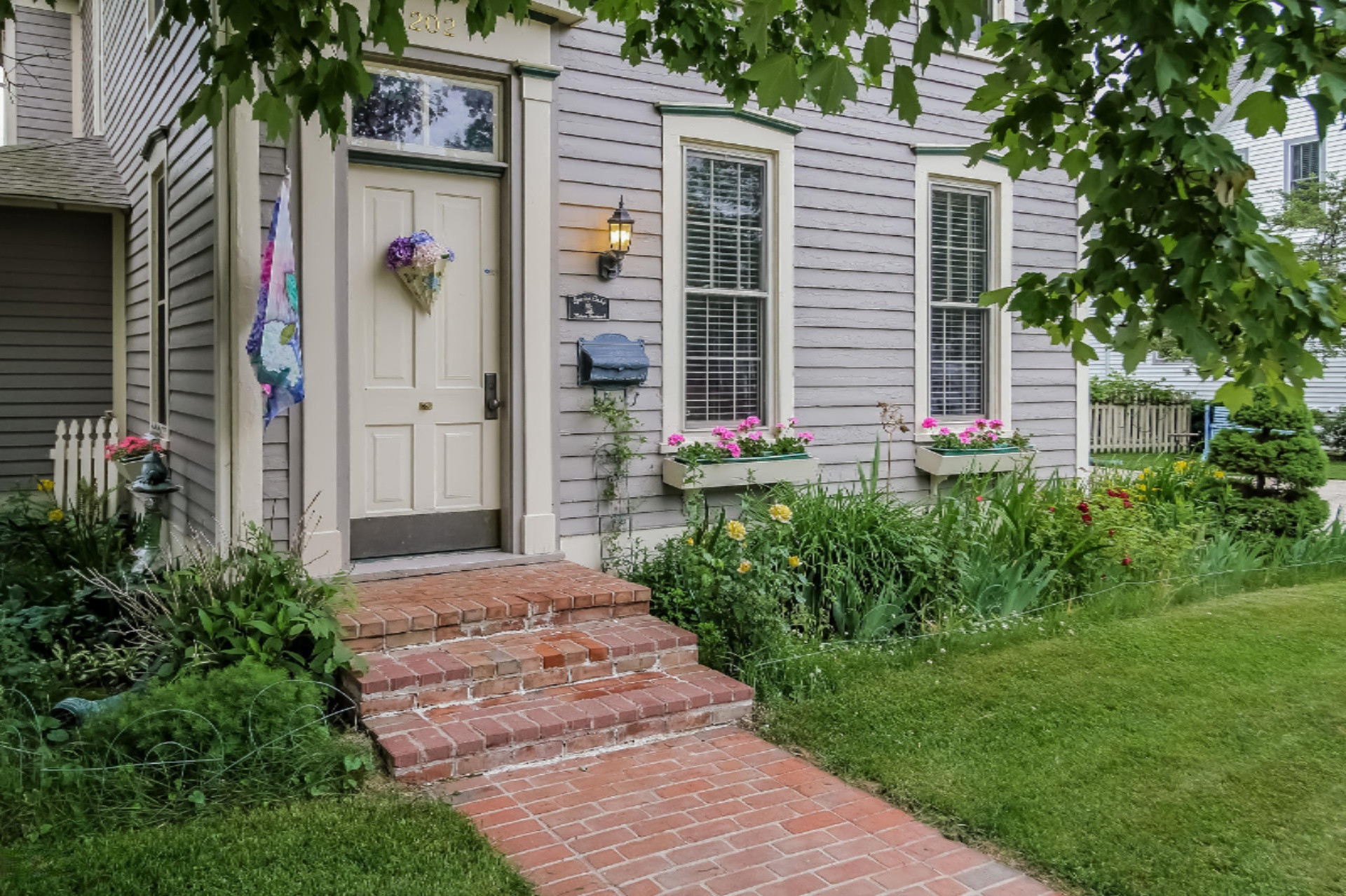 202 Prospect Street Spring Lake, MI 49456 - Photo 5 of 58 005-Front_View-1810441-medium