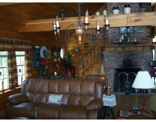 161 Ashby Road Ashburnham, MA 01430 - Photo 6 of 12 a view of entryway and hall