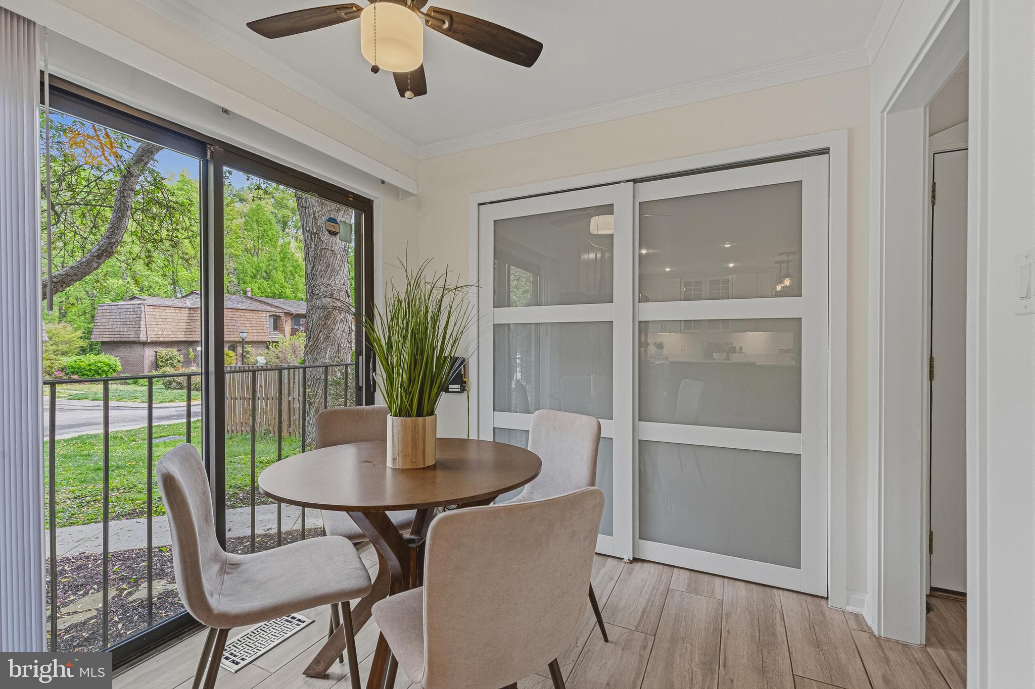 8042 Inverness Ridge Road Potomac, MD 20854 - Photo 12 of 34 Breakfast Area