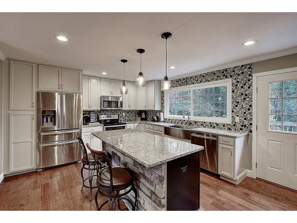 202 Ridgecrest Drive Elizabethton, TN 37643 - Photo 11 of 36 Photo 11