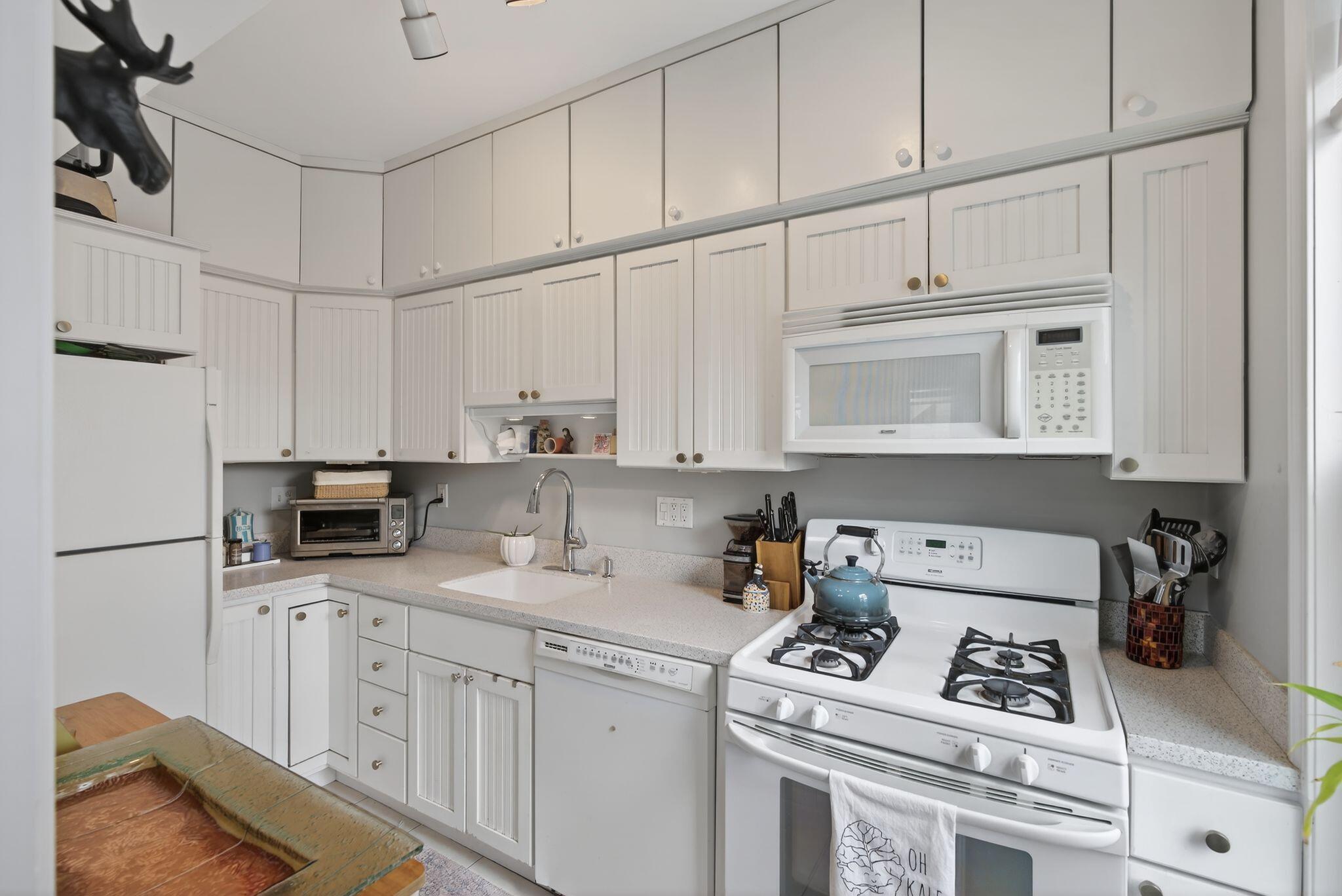 81 Quebec Street, Unit 5 Portland, ME 04101 - Photo 13 of 43 Kitchen