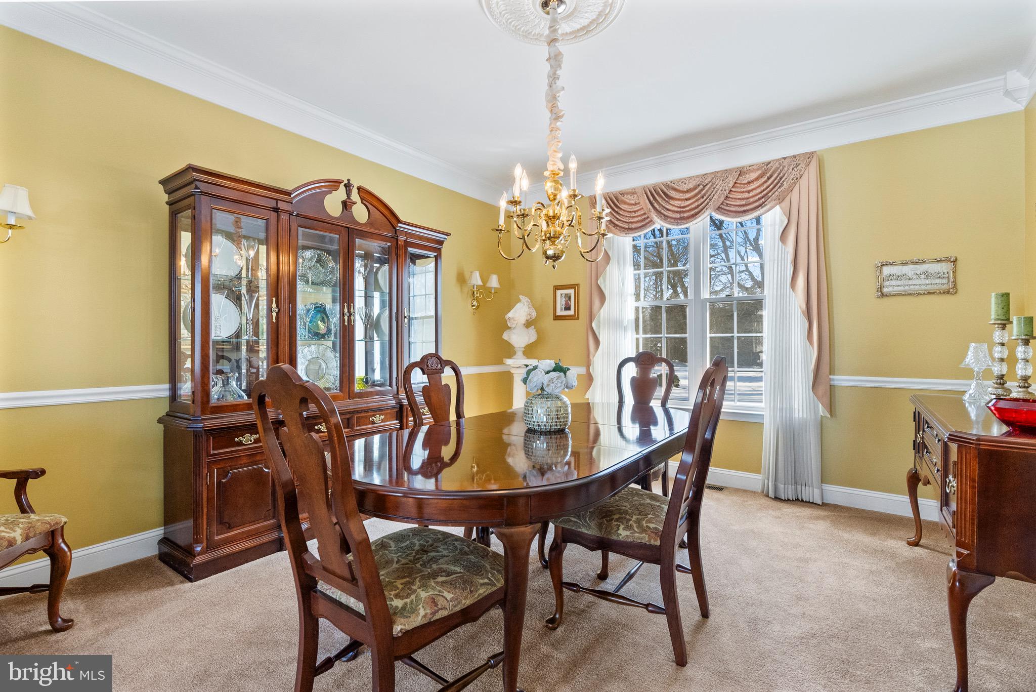 10 Laurel Wood Court Laurel Springs, NJ 08021 - Photo 17 of 65 Dining Room